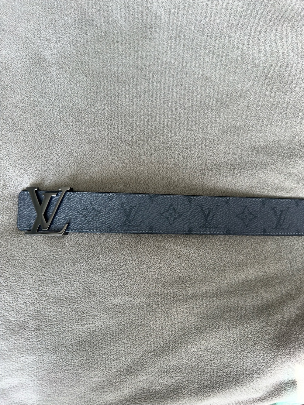 Louis Vuitton LV Initiales 40mm Monogram Reversible Belt Size 95cm - Picture 4 of 10